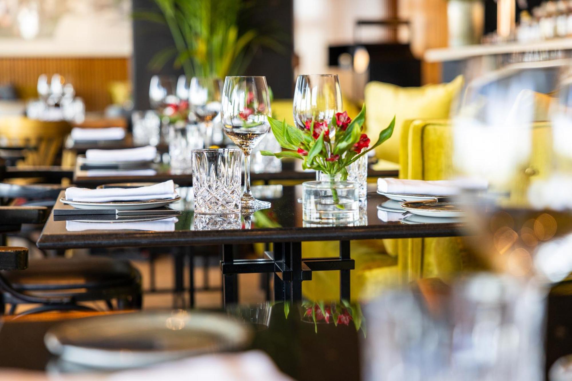Memmo Principe Real, A Member Of Design Hotels Lisbon Exterior photo